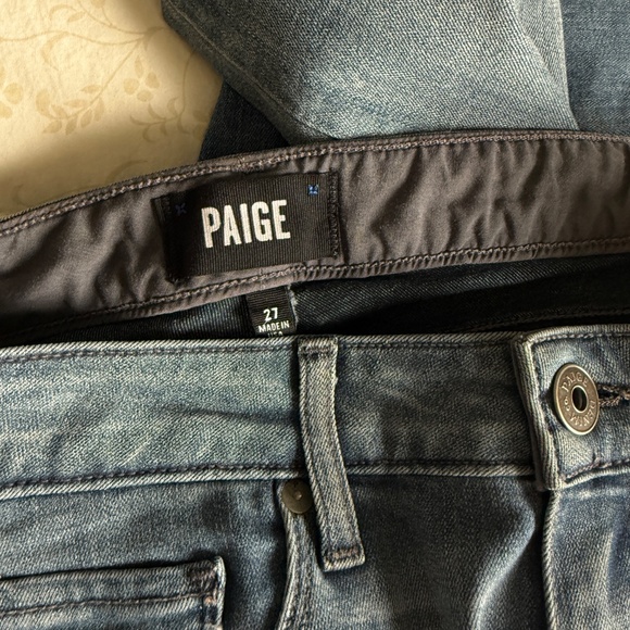 PAIGE Lou Lou Flared Jeans in Novelle (Size 27 Tall) - Picture 8 of 12